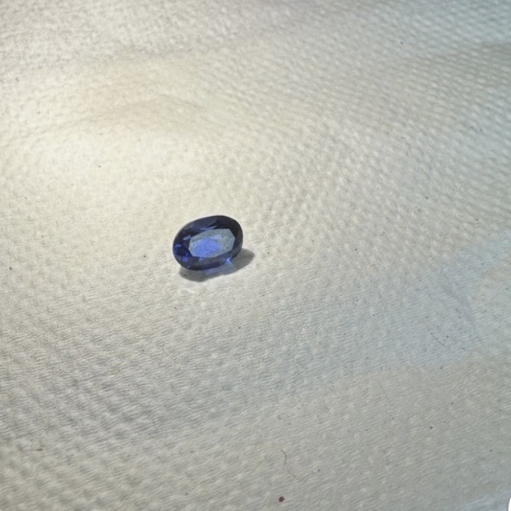 1 oval carat dark sapphire - Picture 2 of 6